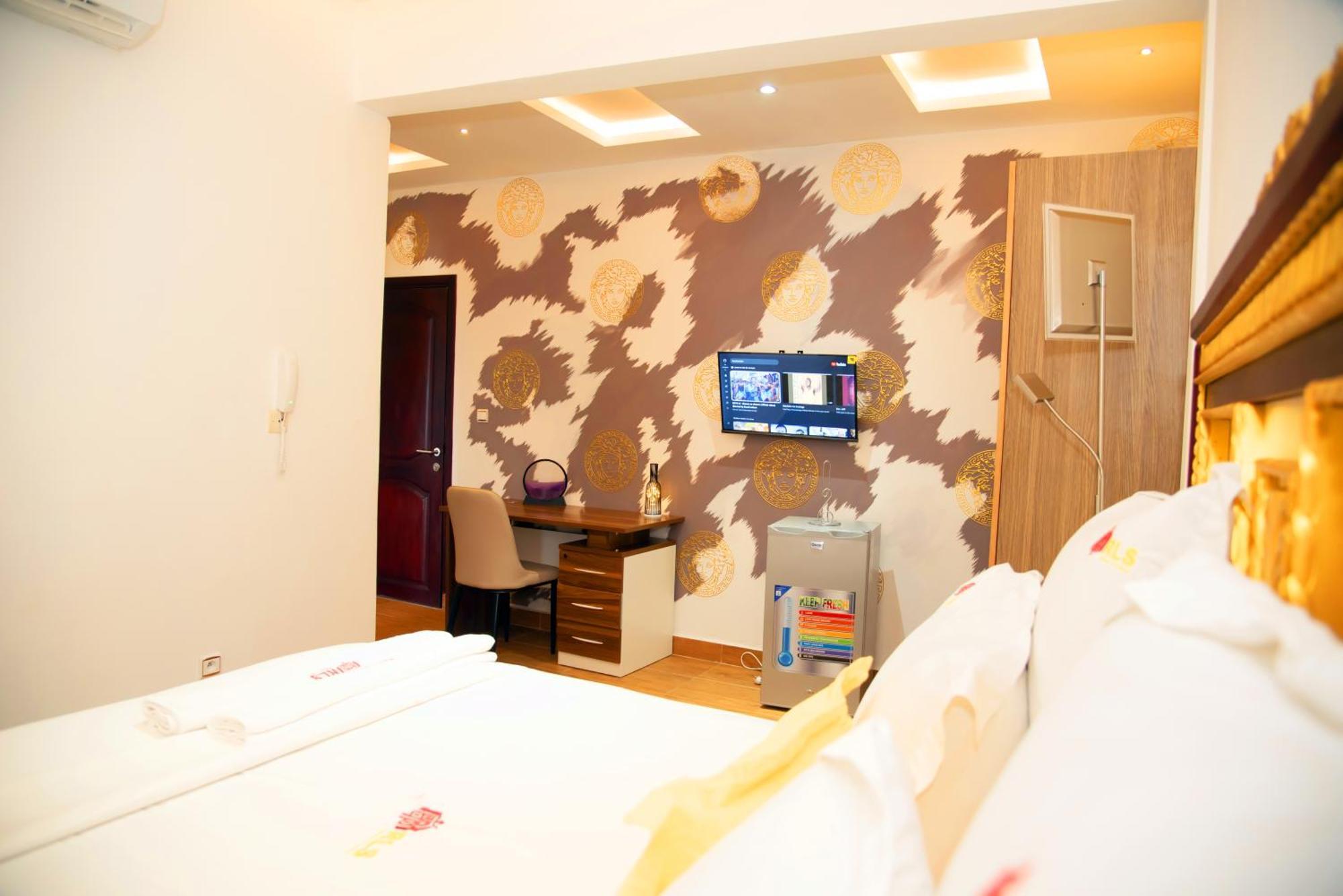 Residence Le Sommet - Chambre Versace Duala Zewnętrze zdjęcie